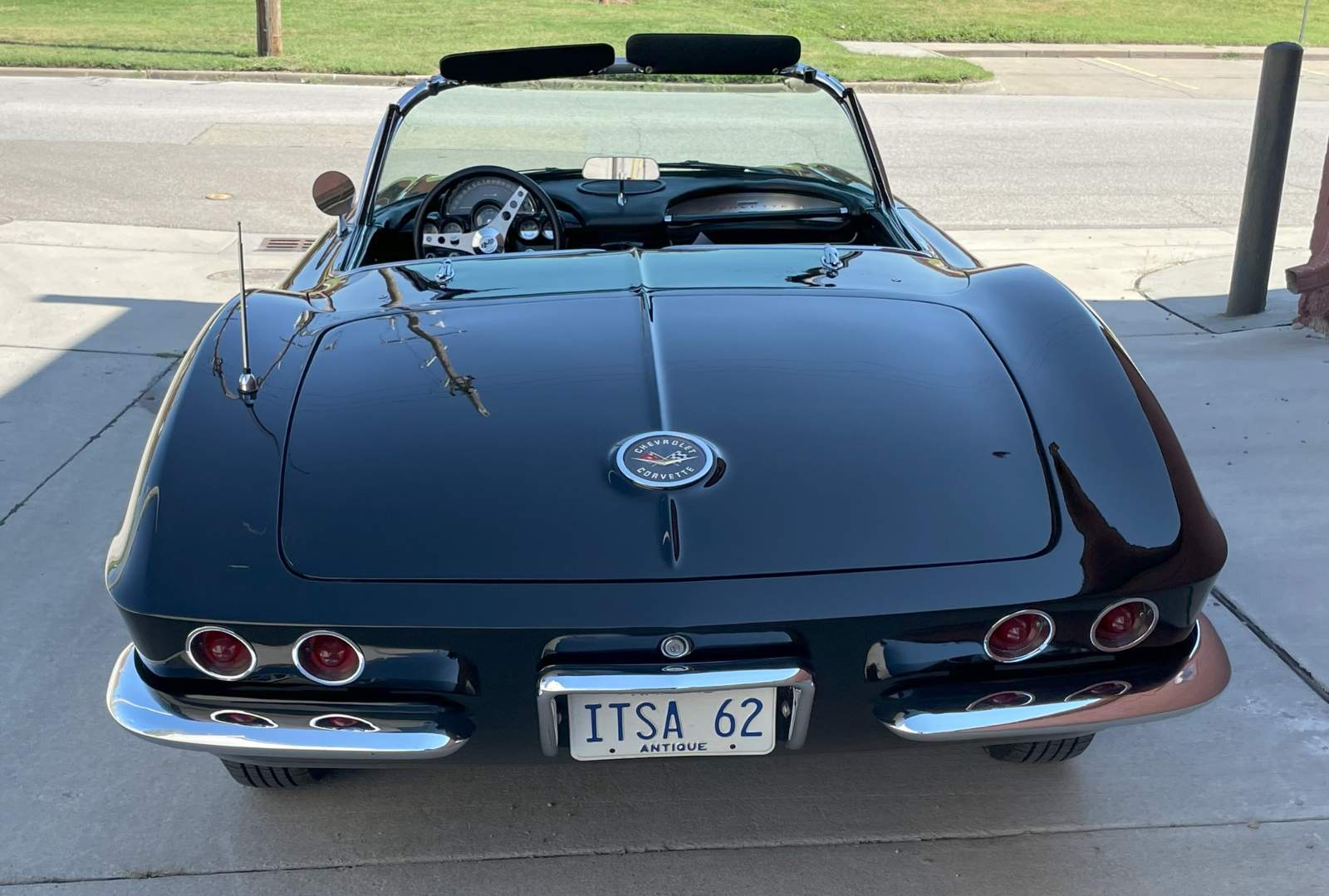1962 Black Corvette hero image2